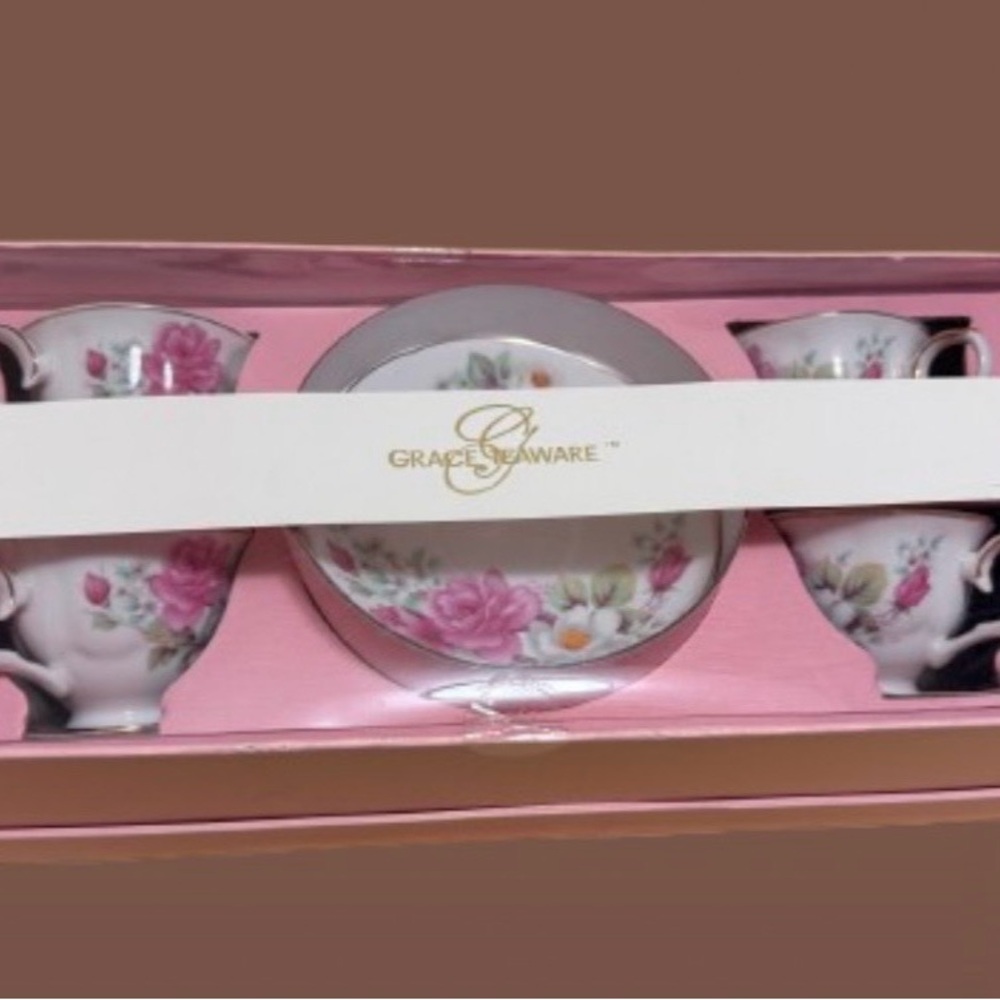 Grace Teaware Pink Floral Porcelain Tea Cup and Saucer Set - Picture 3 of 3